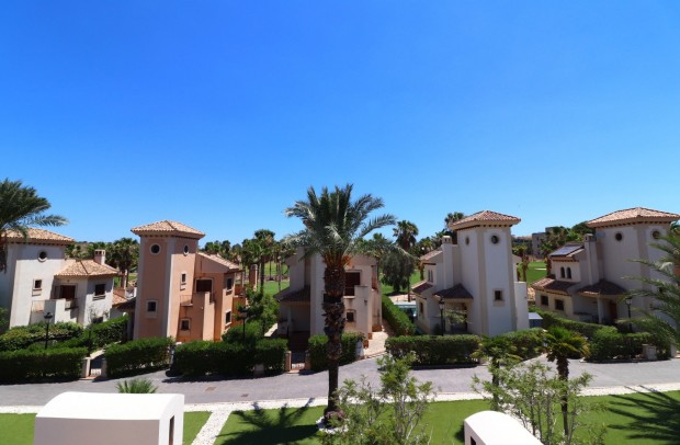 Resale - Semi-Detached - Algorfa - La Finca Golf Resort