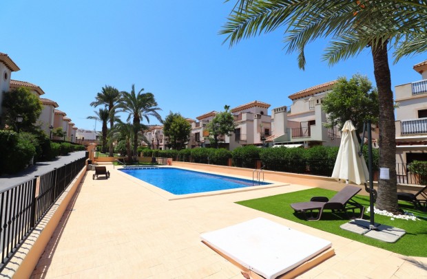 Resale - Semi-Detached - Algorfa - La Finca Golf Resort