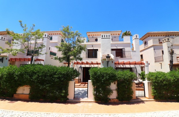 Resale - Semi-Detached - Algorfa - La Finca Golf Resort
