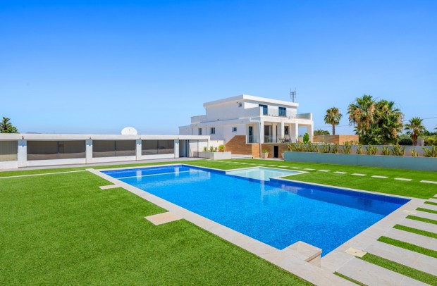 Resale - Country Property - Los Montesinos - La Herrada