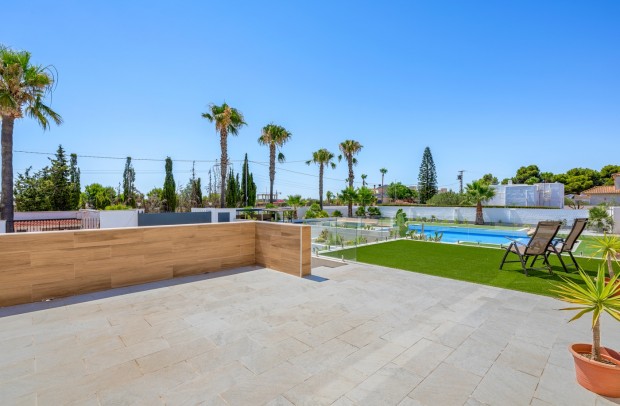 Resale - Country Property - Los Montesinos - La Herrada