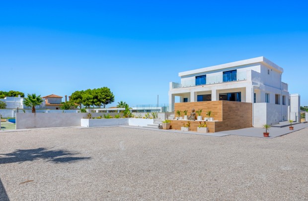 Resale - Country Property - Los Montesinos - La Herrada