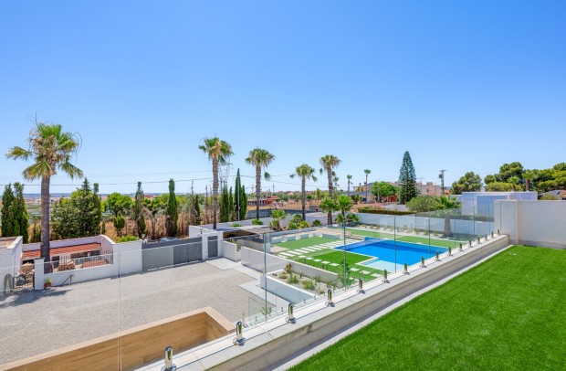 Resale - Country Property - Los Montesinos - La Herrada