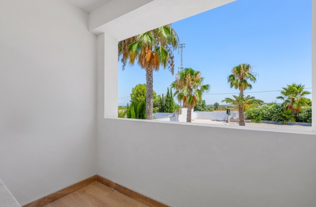 Resale - Country Property - Los Montesinos - La Herrada
