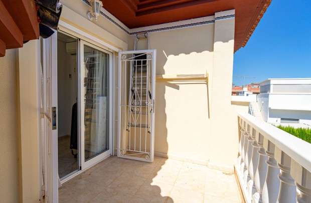 Reventa - Townhouse - Ciudad Quesada - Doña Pepa