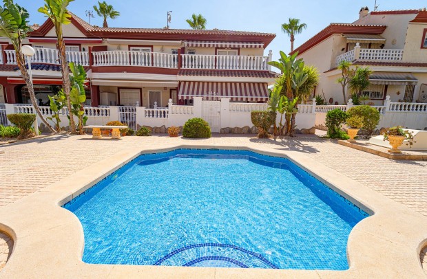 Reventa - Townhouse - Ciudad Quesada - Doña Pepa