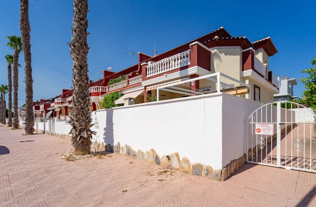 Reventa - Townhouse - Ciudad Quesada - Doña Pepa