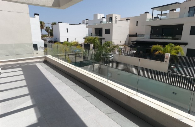Revente - Villa Detached - Algorfa - La Finca Golf Resort