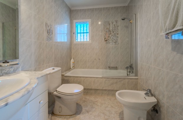 Revente - Villa Detached - Ciudad Quesada - La Marquesa Golf