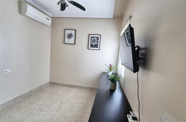 Revente - Semi-Detached - Villamartin - Costa Blanca