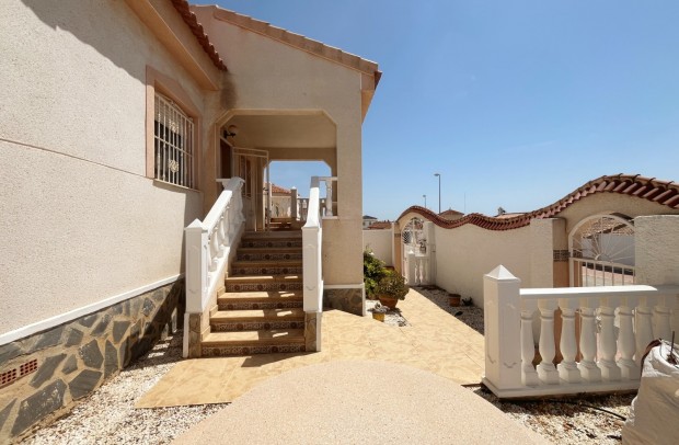Reventa - Villa Detached - Ciudad Quesada
