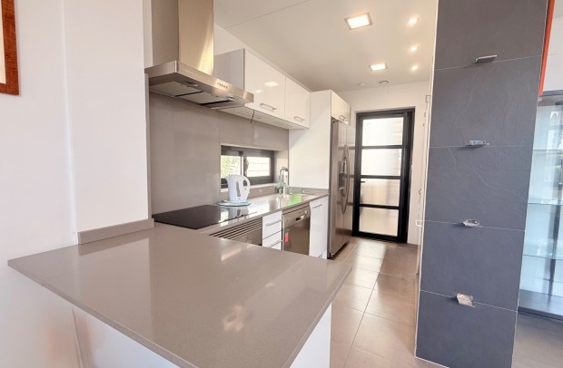 Revente - Villa Detached - Ciudad Quesada - Pueblo Bravo