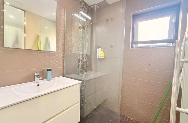 Revente - Villa Detached - Ciudad Quesada - Pueblo Bravo