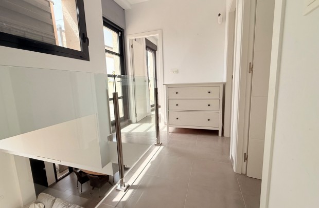 Revente - Villa Detached - Ciudad Quesada - Pueblo Bravo
