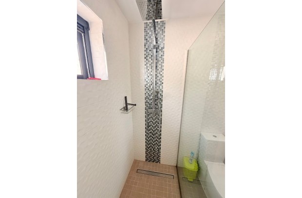 Revente - Villa Detached - Ciudad Quesada - Pueblo Bravo