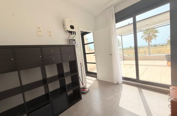 Revente - Villa Detached - Ciudad Quesada - Pueblo Bravo