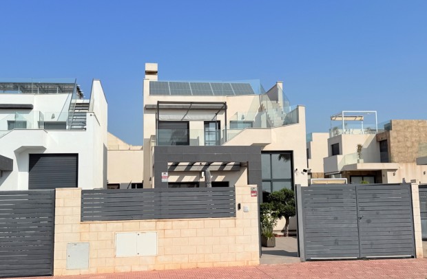 Revente - Villa Detached - Ciudad Quesada - Pueblo Bravo