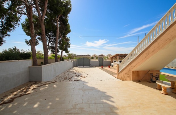 Resale - Villa Detached - Campoamor