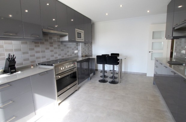 Resale - Villa Detached - Campoamor