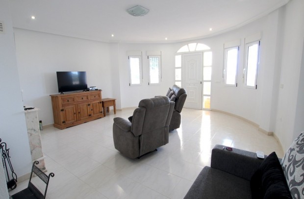 Resale - Villa Detached - Campoamor