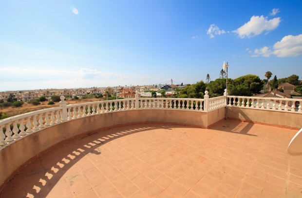 Resale - Villa Detached - Campoamor