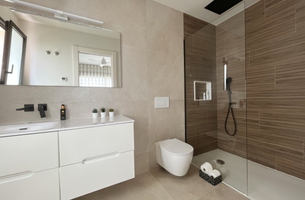 Resale - Villa Detached - Los Montesinos - La Herrada