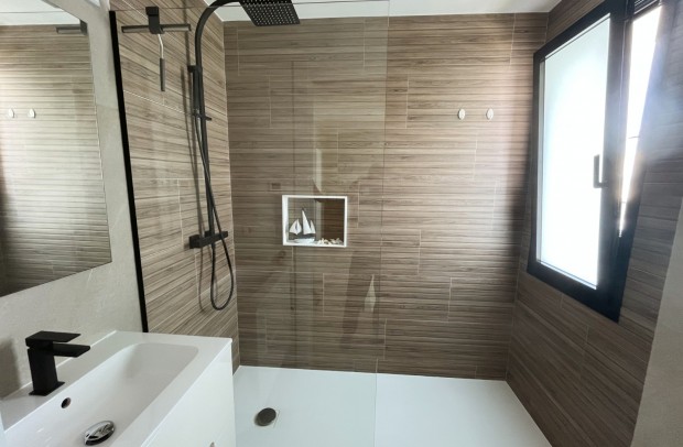 Resale - Villa Detached - Los Montesinos - La Herrada