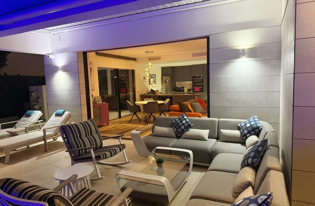 Resale - Villa Detached - Los Montesinos - La Herrada