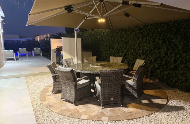 Resale - Villa Detached - Los Montesinos - La Herrada