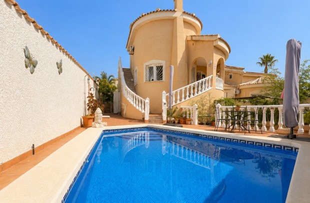 Resale - Villa Detached - Ciudad Quesada
