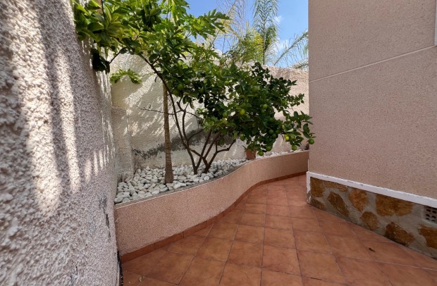 Resale - Villa Detached - Ciudad Quesada