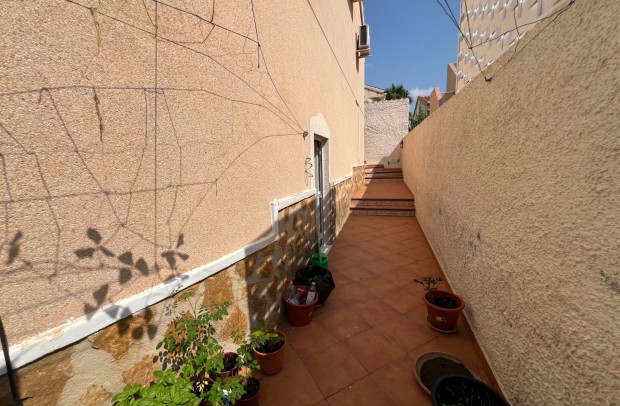 Resale - Villa Detached - Ciudad Quesada