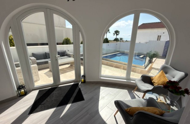 Resale - Villa Detached - Ciudad Quesada