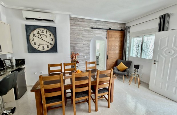 Resale - Villa Detached - Ciudad Quesada