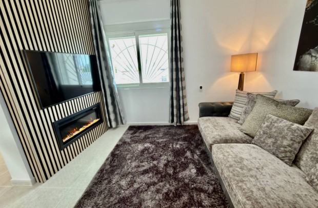 Resale - Villa Detached - Ciudad Quesada