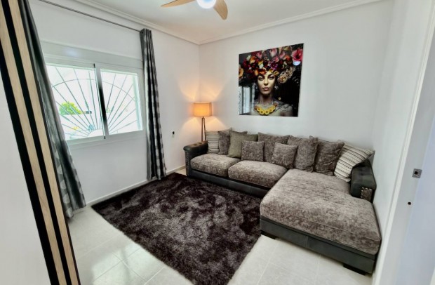 Resale - Villa Detached - Ciudad Quesada