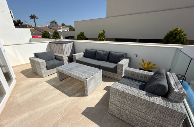 Resale - Villa Detached - Ciudad Quesada