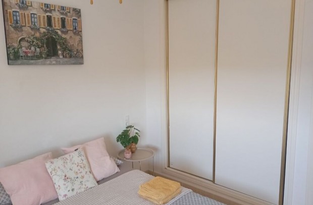 Reventa - Apartment - Daya Nueva