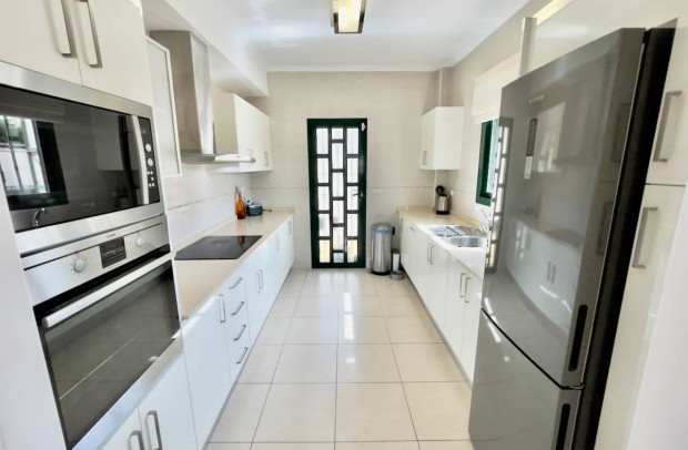 Revente - Villa Detached - Ciudad Quesada