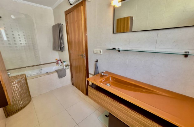 Revente - Villa Detached - Ciudad Quesada