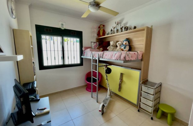 Revente - Villa Detached - Ciudad Quesada