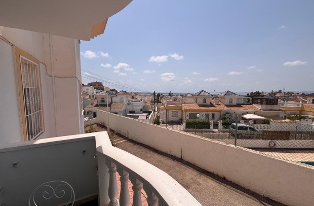 Reventa - Apartment - Urbanización Ciudad Quesada