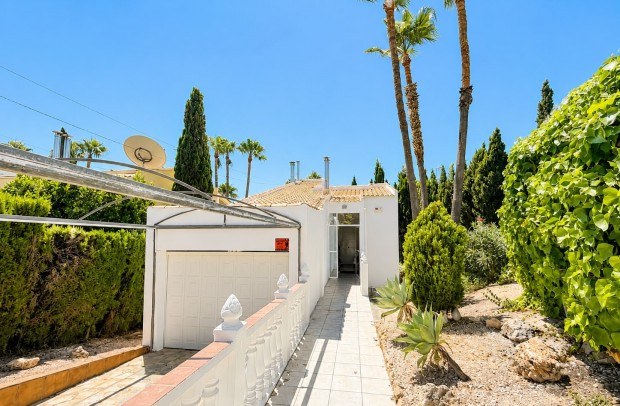 Revente - Villa Detached - Villamartin - Villamartín