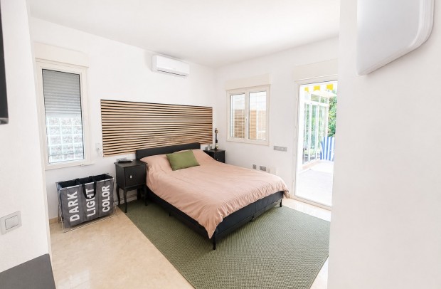 Revente - Villa Detached - Villamartin - Villamartín