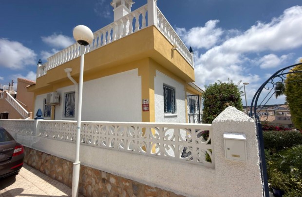 Resale - Villa Detached - Ciudad Quesada