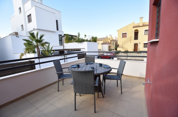 Revente - Villa Detached - Algorfa - La Finca Golf Resort