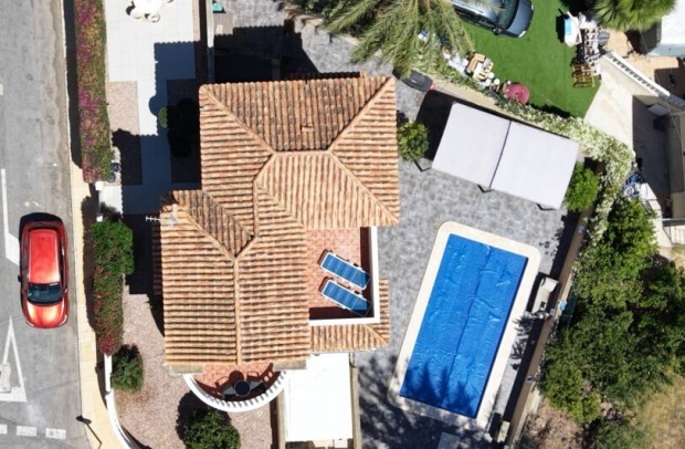 Revente - Villa Detached - Villamartin - Costa Blanca