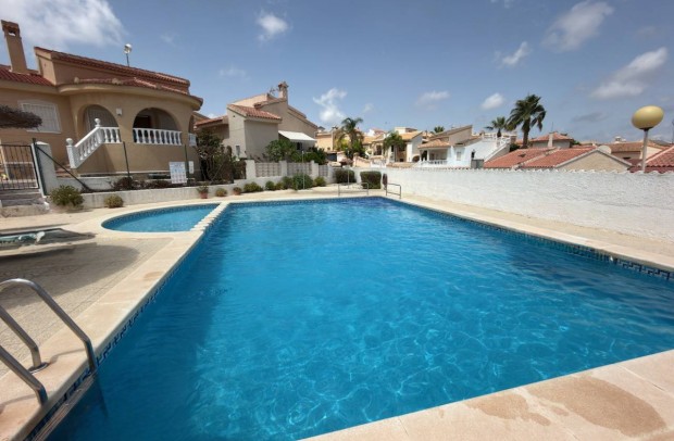 Resale - Villa Detached - Ciudad Quesada