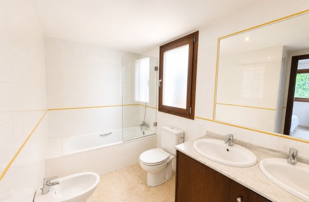 Resale - Apartment - Punta Prima