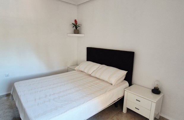 Revente - Villa Detached - Villamartin - Costa Blanca